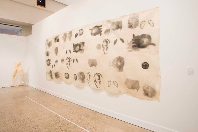 Kiki Smith and Paper: The Body, the Muse, and the Spirit Kiki Smith and Paper: The Body, the Muse, and the Spirit