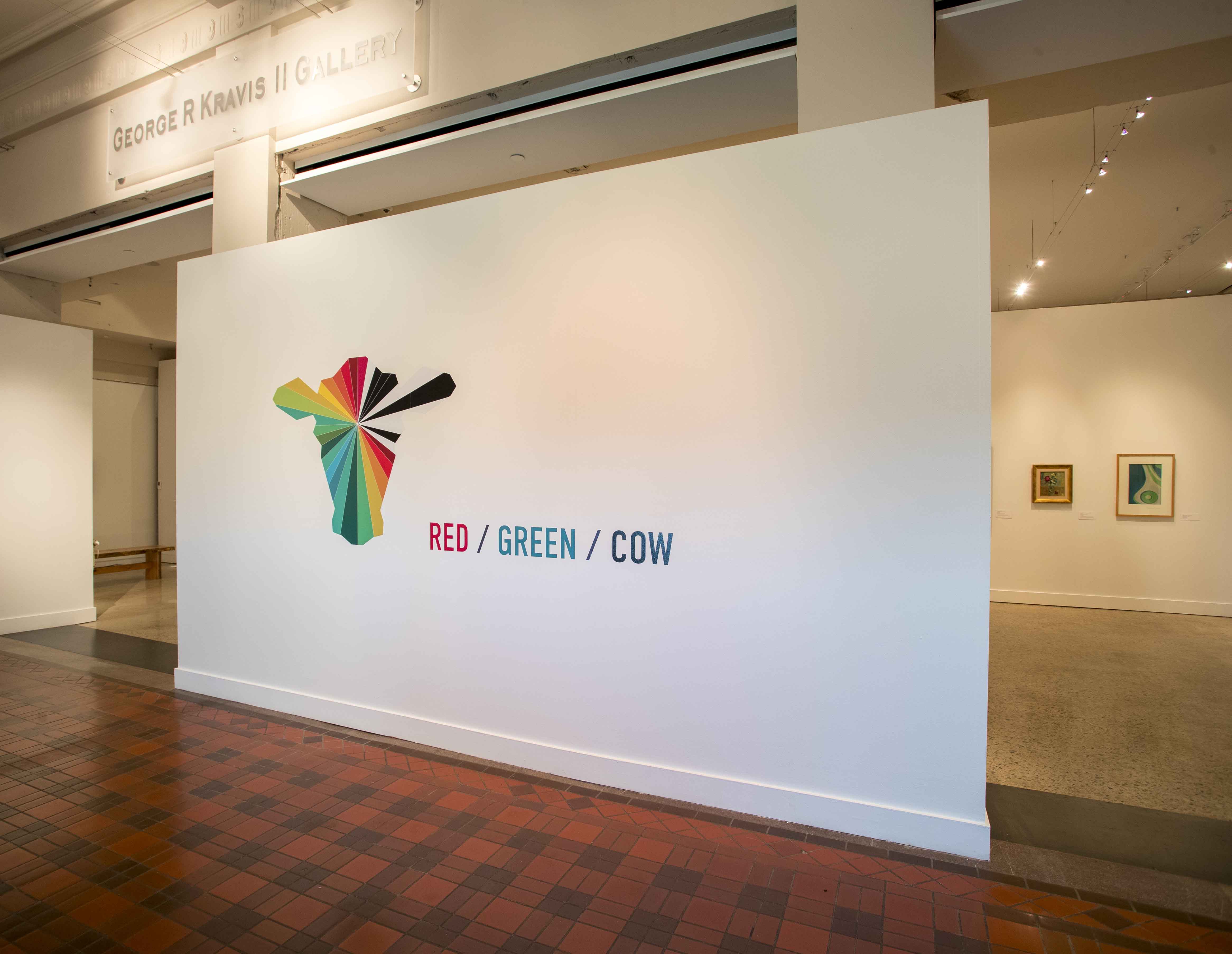 211117_red_green_cow_installation_023.jpg Red/Green/Cow Installation